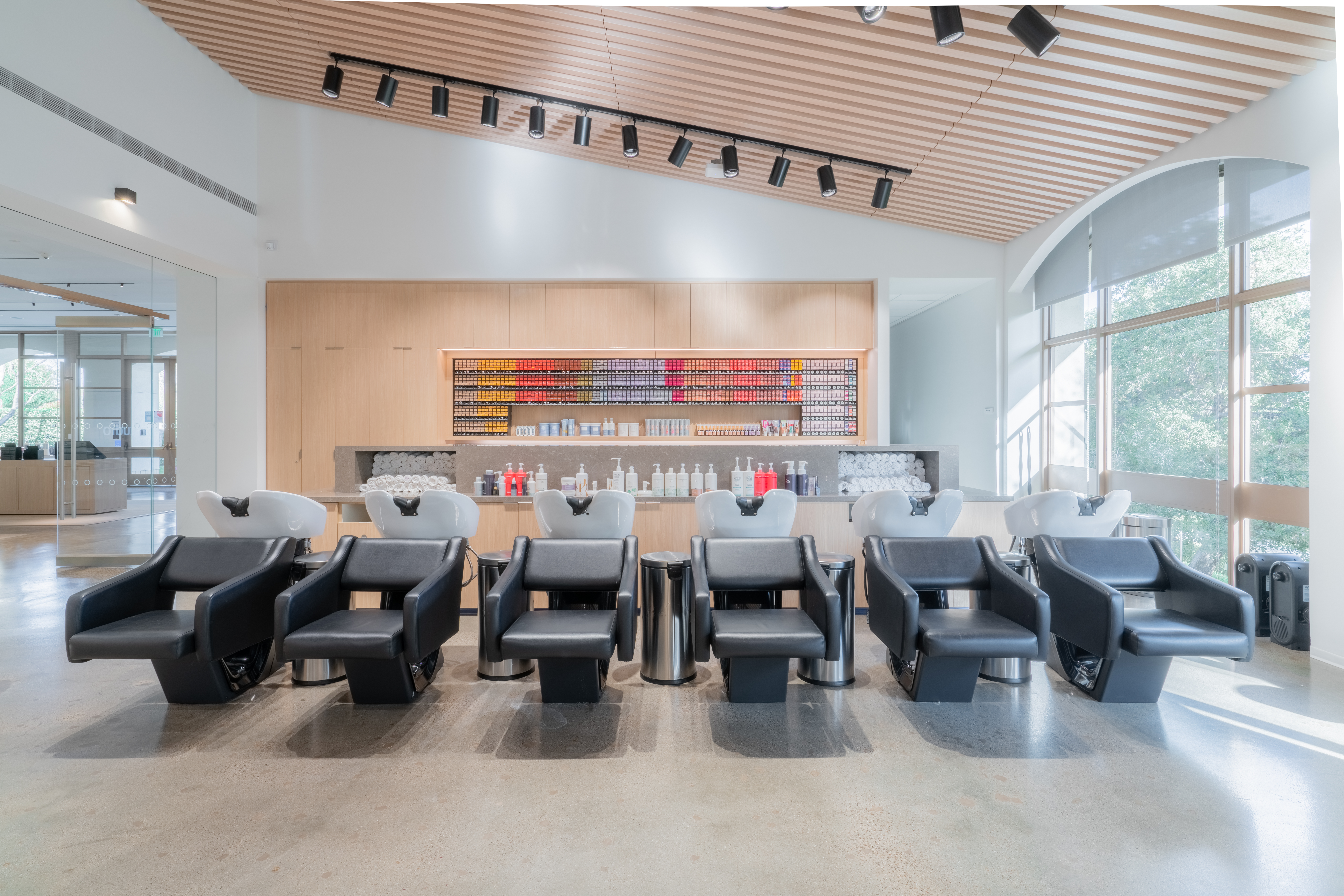 Exclusive Wella Studios access